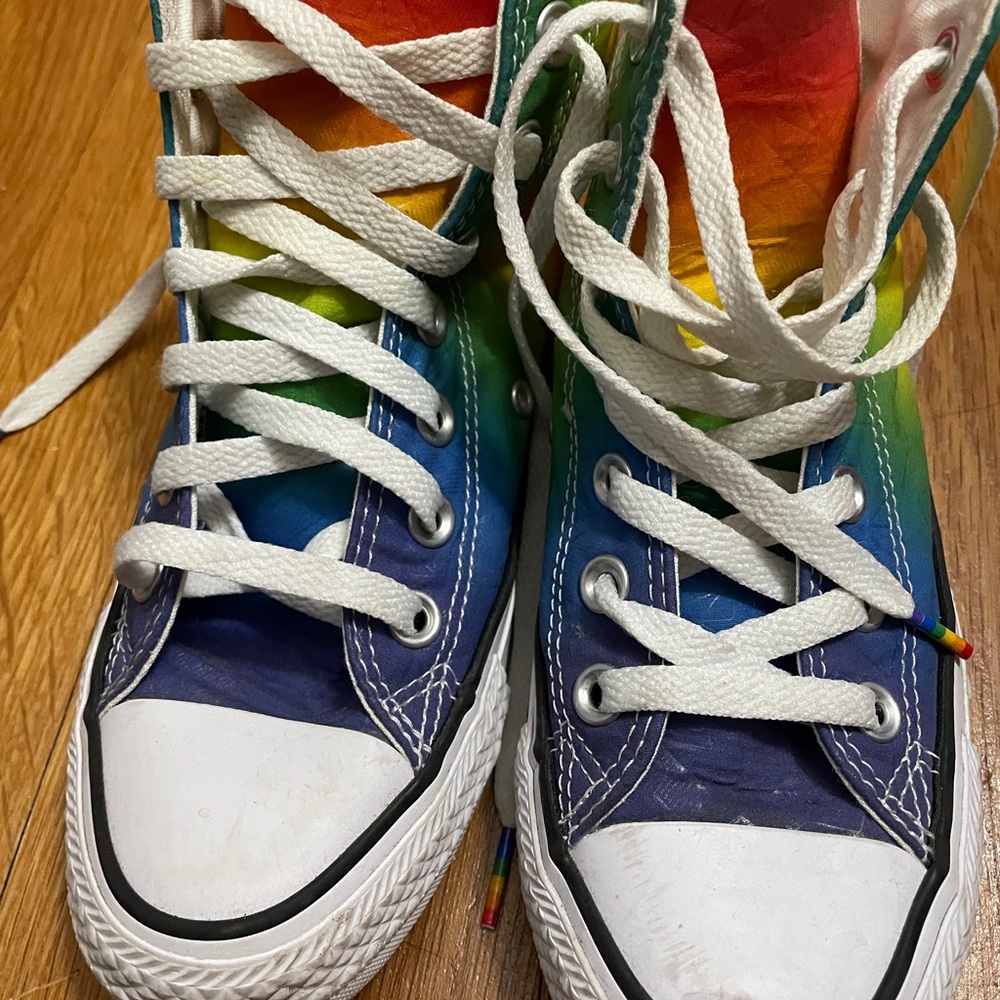 EUC Converse All Star Rainbow Chuck Taylor High-Top Sneakers Women Sz 5 - Picture 2 of 9